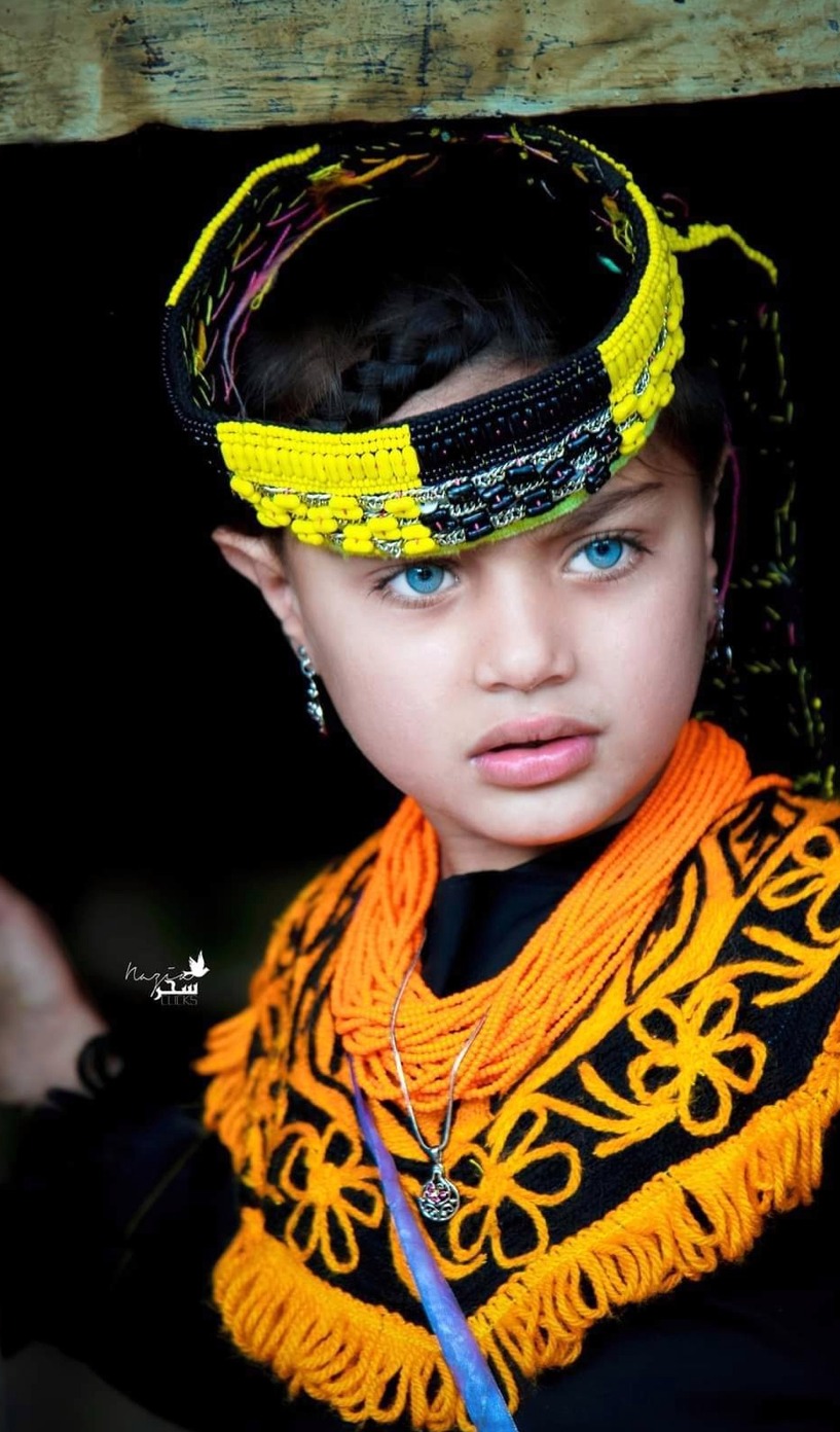 Portriat - 5 Nazia Sehar